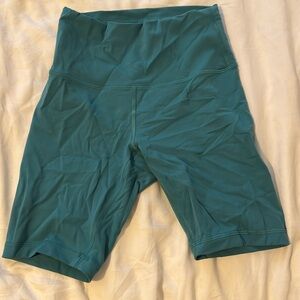 Lululemon wunder train biker shorts